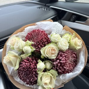 Букет біло-бордовий