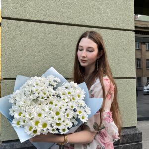 11 хризантем